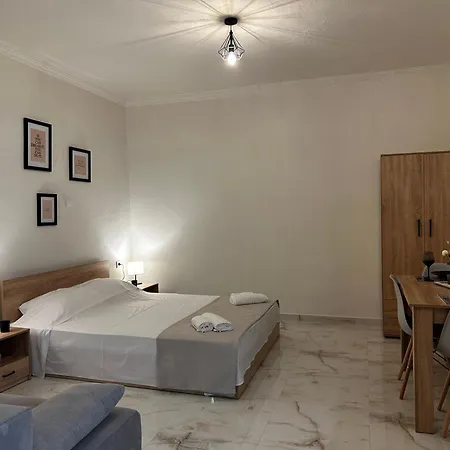 Holiday home Aristotelis *